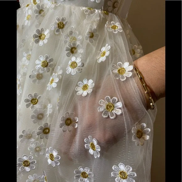 Teuta Matoshi Cream Daisy Dress - Picture 6 of 16